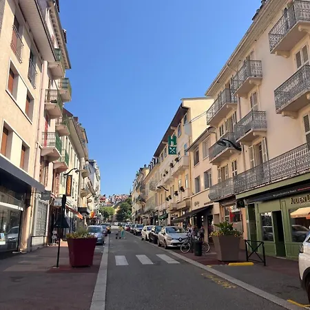 Apartment Le Floraline-au Coeur D'aix Les Bains - 3 *